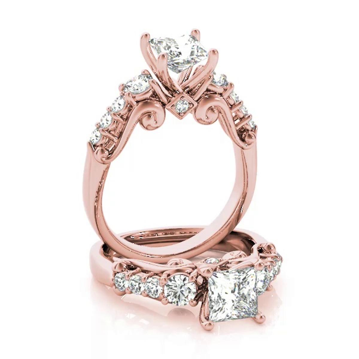 360 degree view of Everett Three Stone Engagement Ring