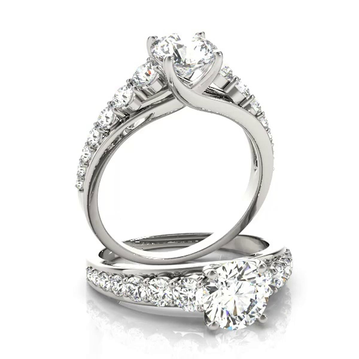 360 degree view of Rory Graduating Diamond Engagement Ring