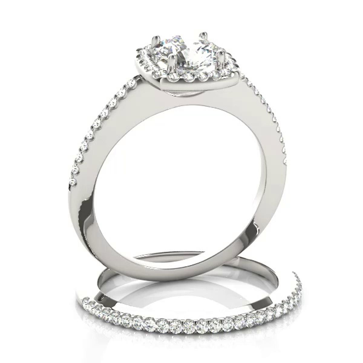 360 degree view of Wren Halo Engagement Ring