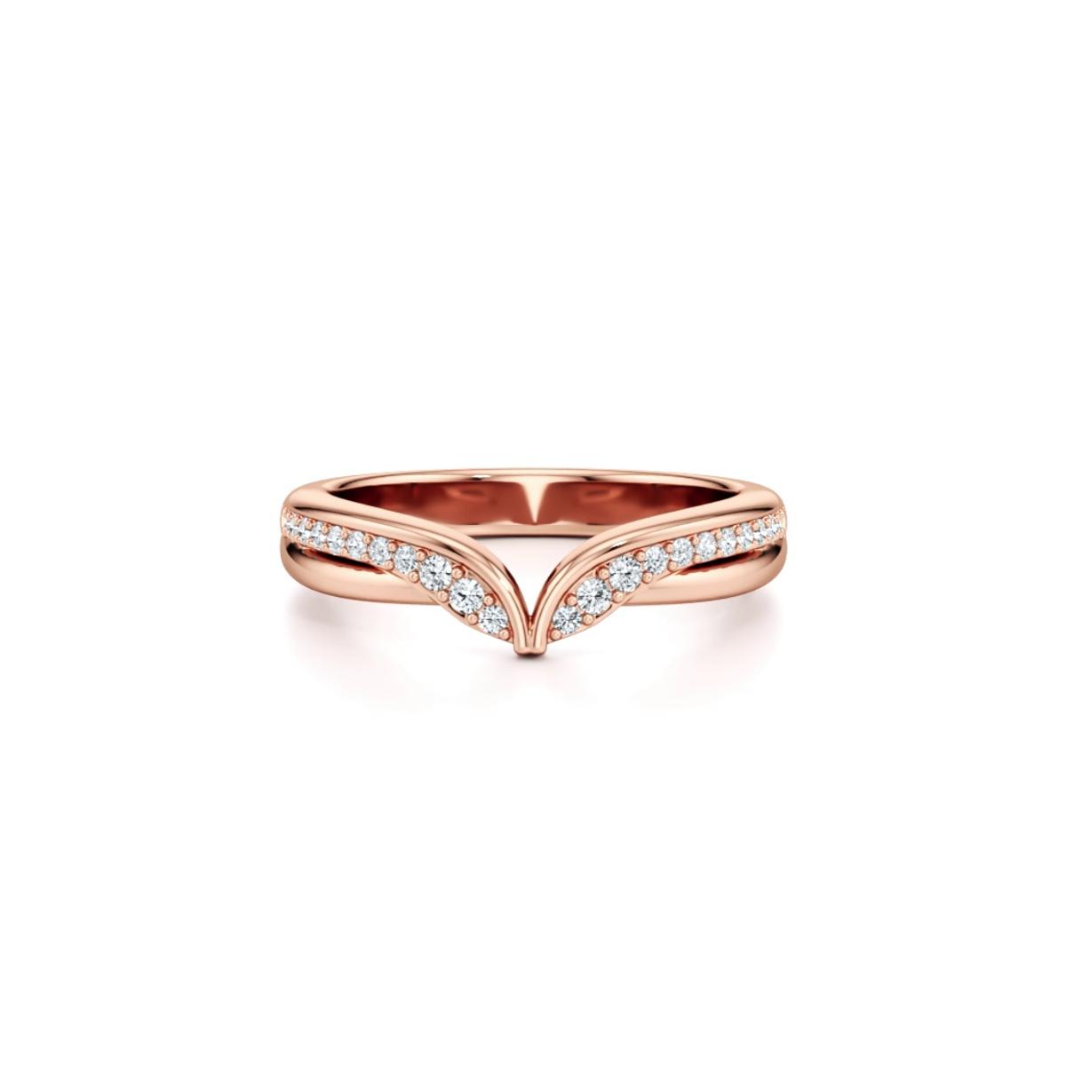 360 degree view of Ravello Sculpted Lab Diamond Pavé Chevron Band