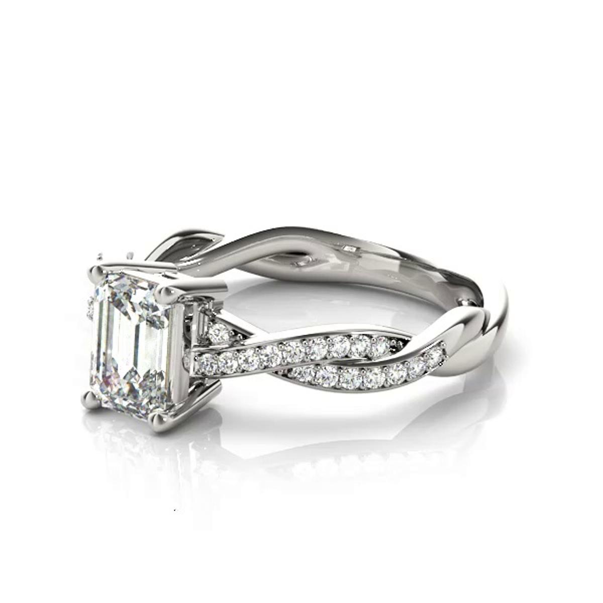 360 degree view of Savannah Diamond Twist Engagement Ring