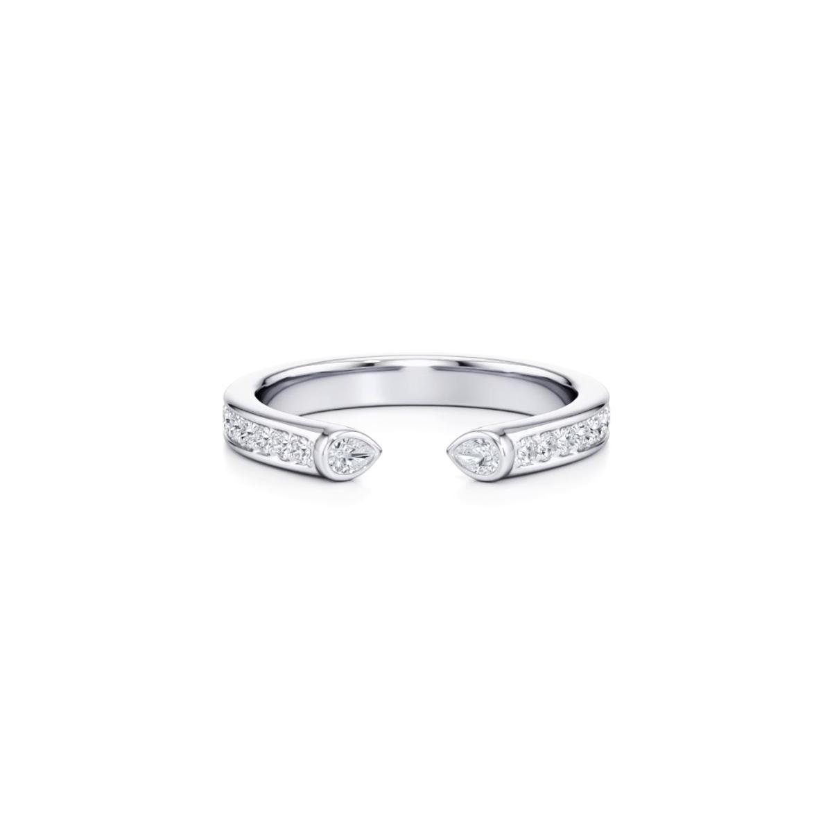 360 degree view of Lucera Bezel Pavé Lab Diamond Open Band