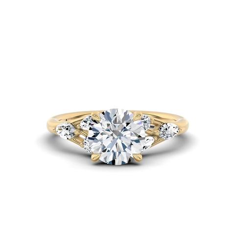 360 degree view of Poise Lab Engagement Ring by Christian Siriano