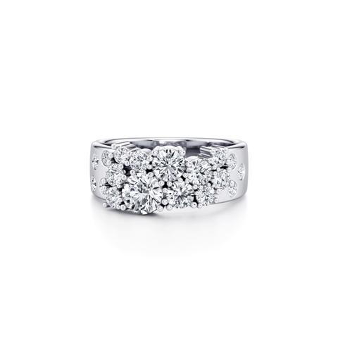 360 degree view of Manhattan Lab Diamond Statement Band