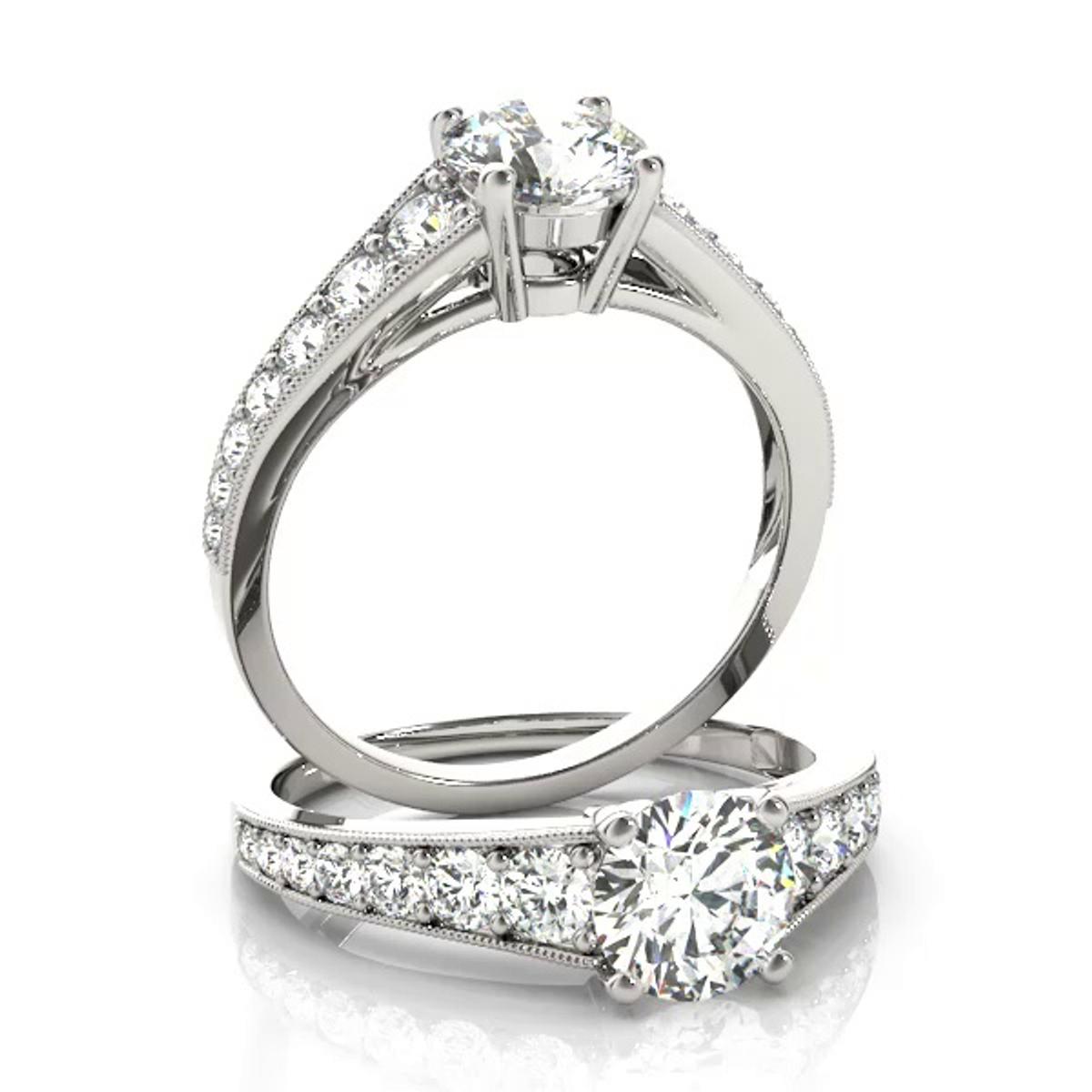 360 degree view of Hattie Graduating Diamond Engagement Ring
