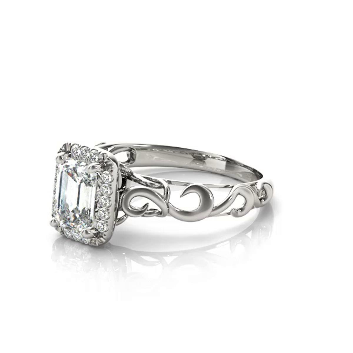 360 degree view of Tyra Halo Engagement Ring