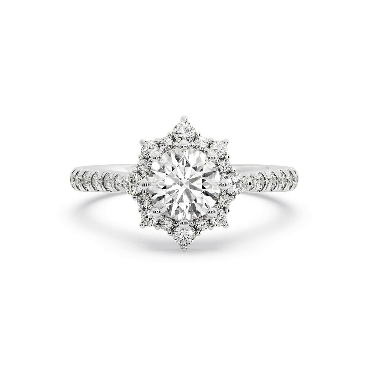 360 degree view of Daniela Engagement Ring