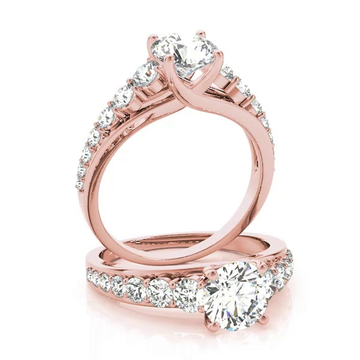 360 degree view of Rory Graduating Diamond Engagement Ring