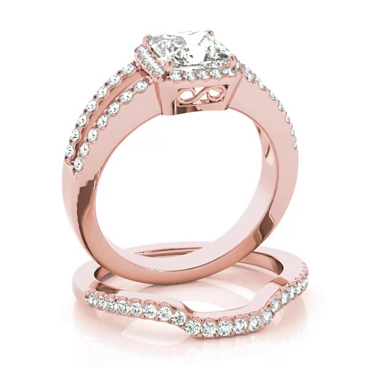 360 degree view of Elliana Halo Engagement Ring