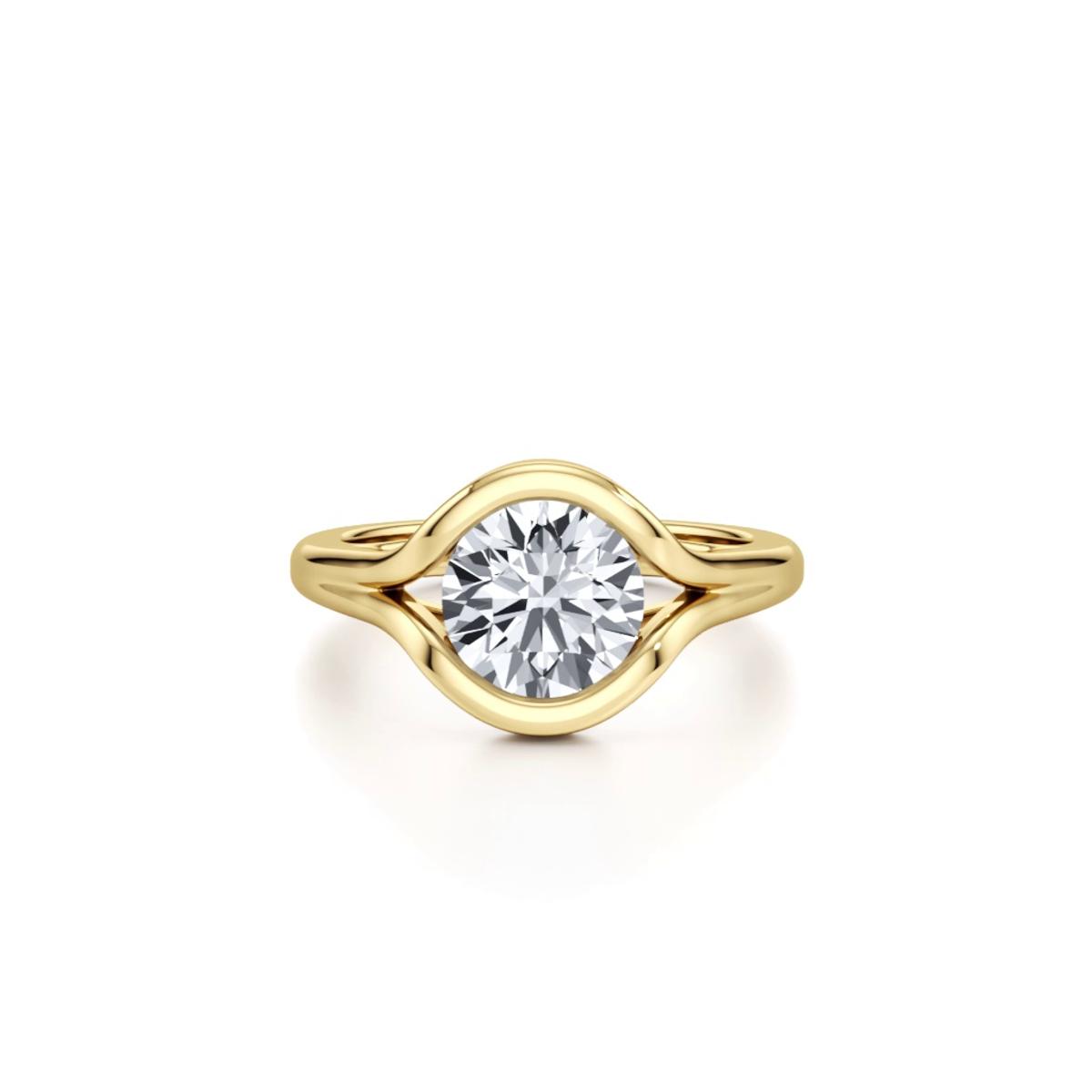 360 degree view of Orla Split Bezel Solitaire Engagement Ring