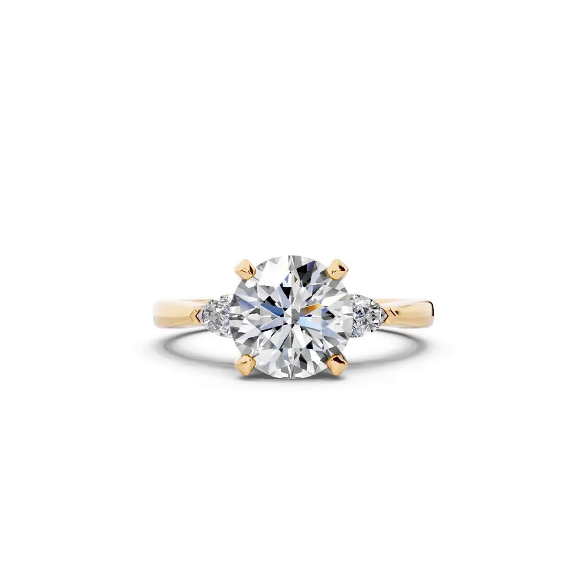 360 degree view of Madison Three-Stone Lab Pear Engagement Ring (.25 ct. tw.)