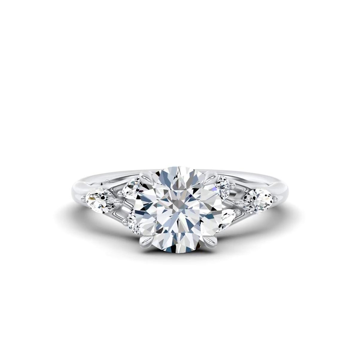 360 degree view of Poise Lab Engagement Ring by Christian Siriano