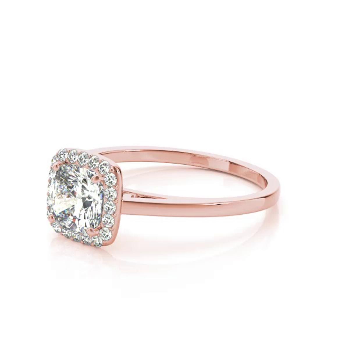 360 degree view of Kimia Halo Engagement Ring