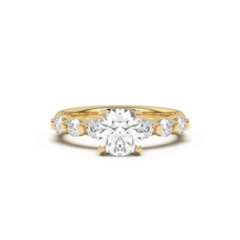 360 degree view of Uma Graduated Diamond Engagement Ring