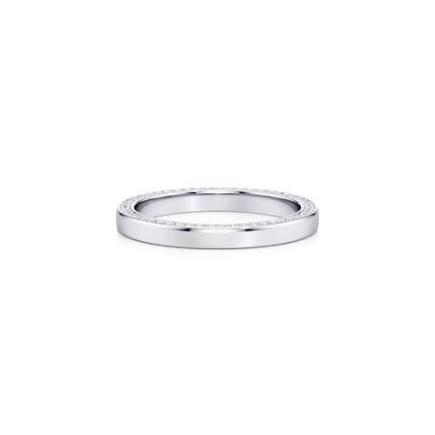 360 degree view of Cassis Lab Diamond Pavé Profile Eternity Band