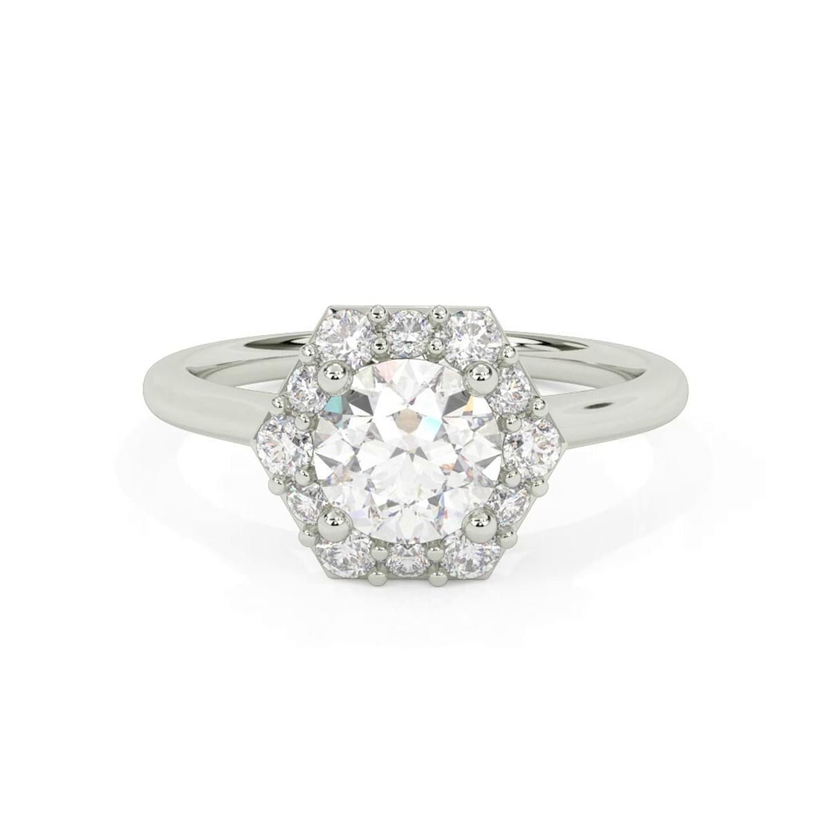 360 degree view of Nala Halo Engagement Ring